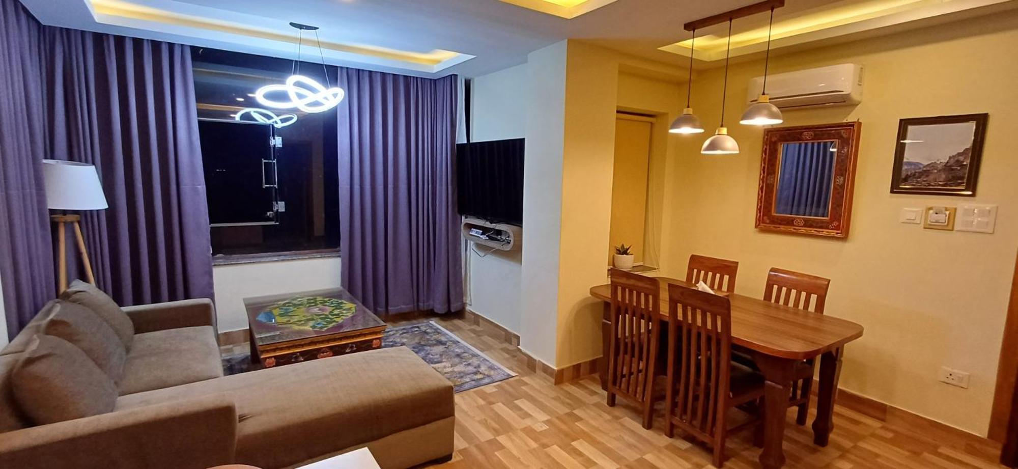 Hotel Yakroo Manang Katmandu Eksteriør billede