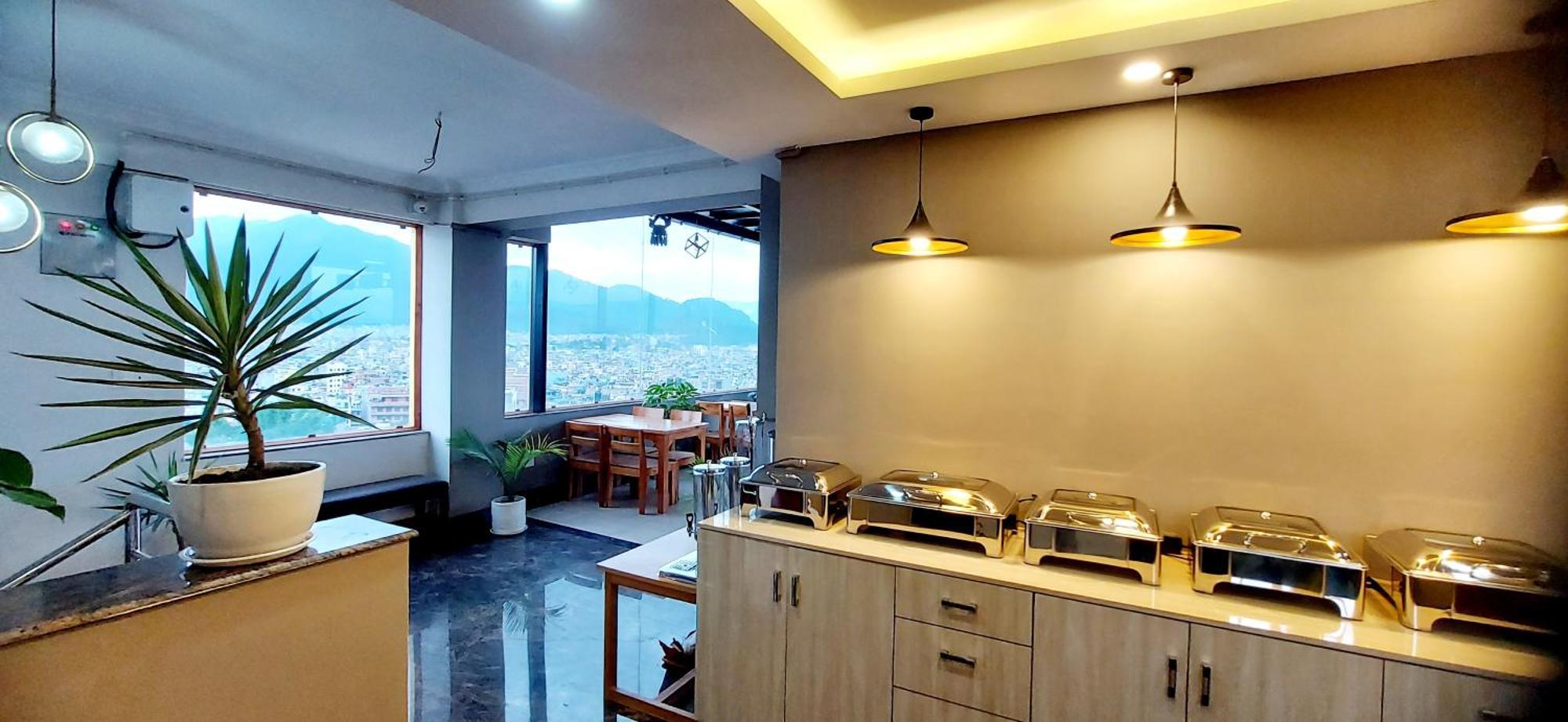Hotel Yakroo Manang Katmandu Eksteriør billede