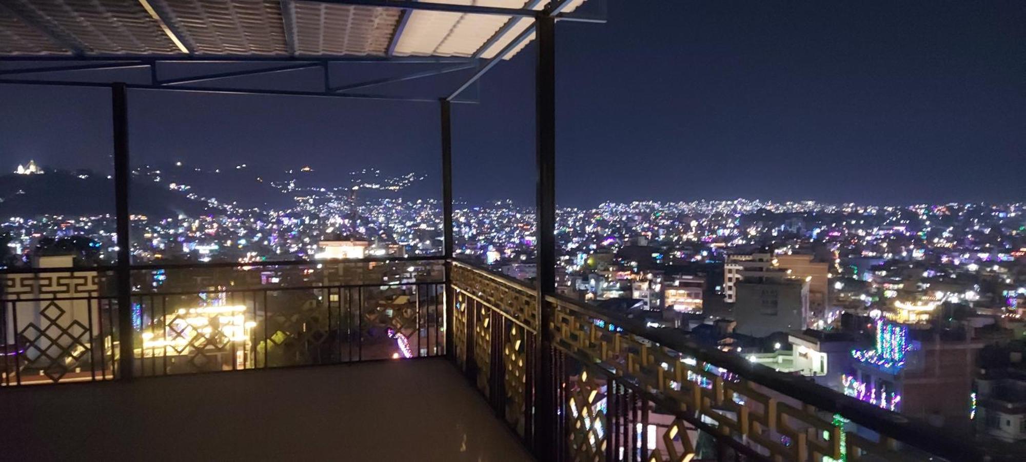 Hotel Yakroo Manang Katmandu Eksteriør billede