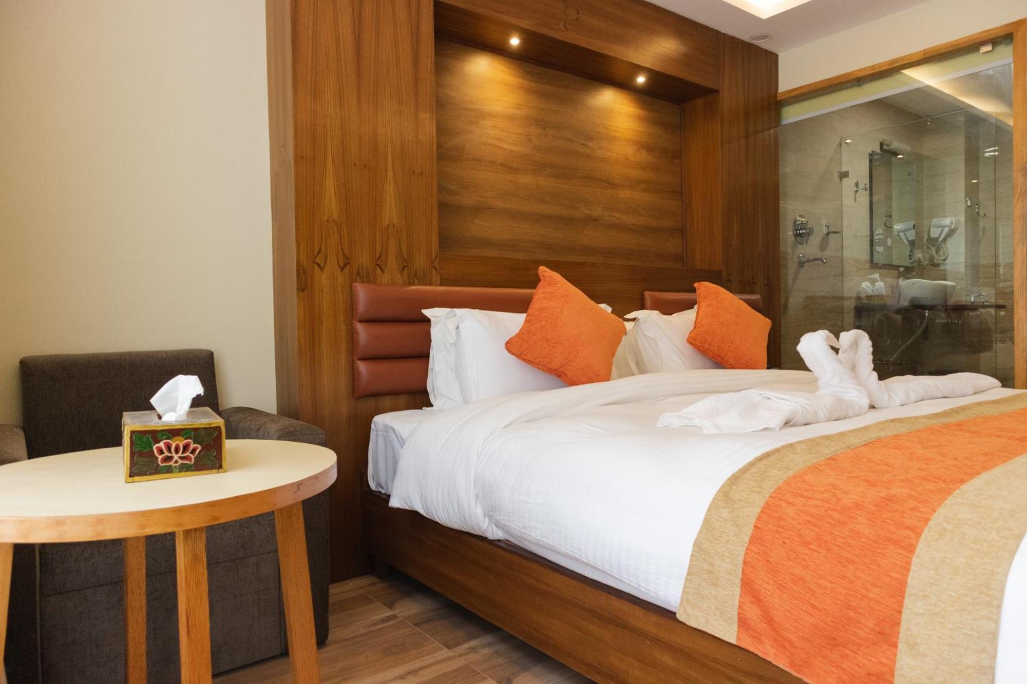 Hotel Yakroo Manang Katmandu Eksteriør billede